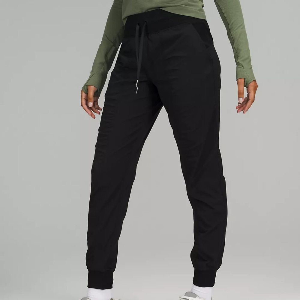 Lululemon dance Studio Joggers Black